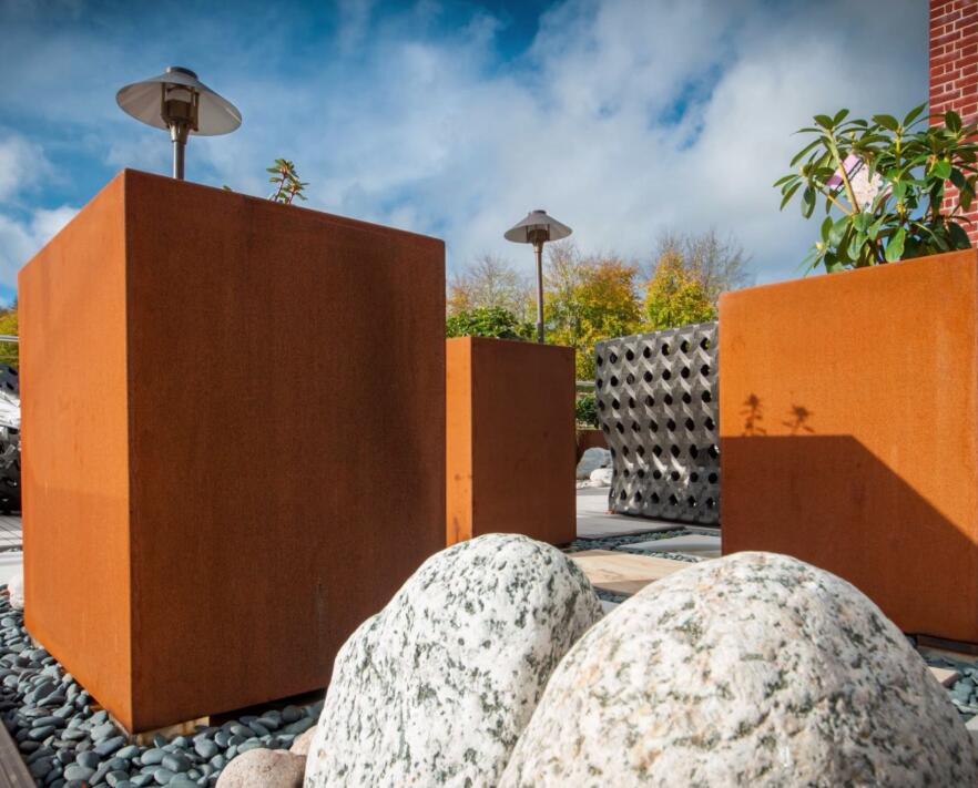 雨花锈钢板花箱